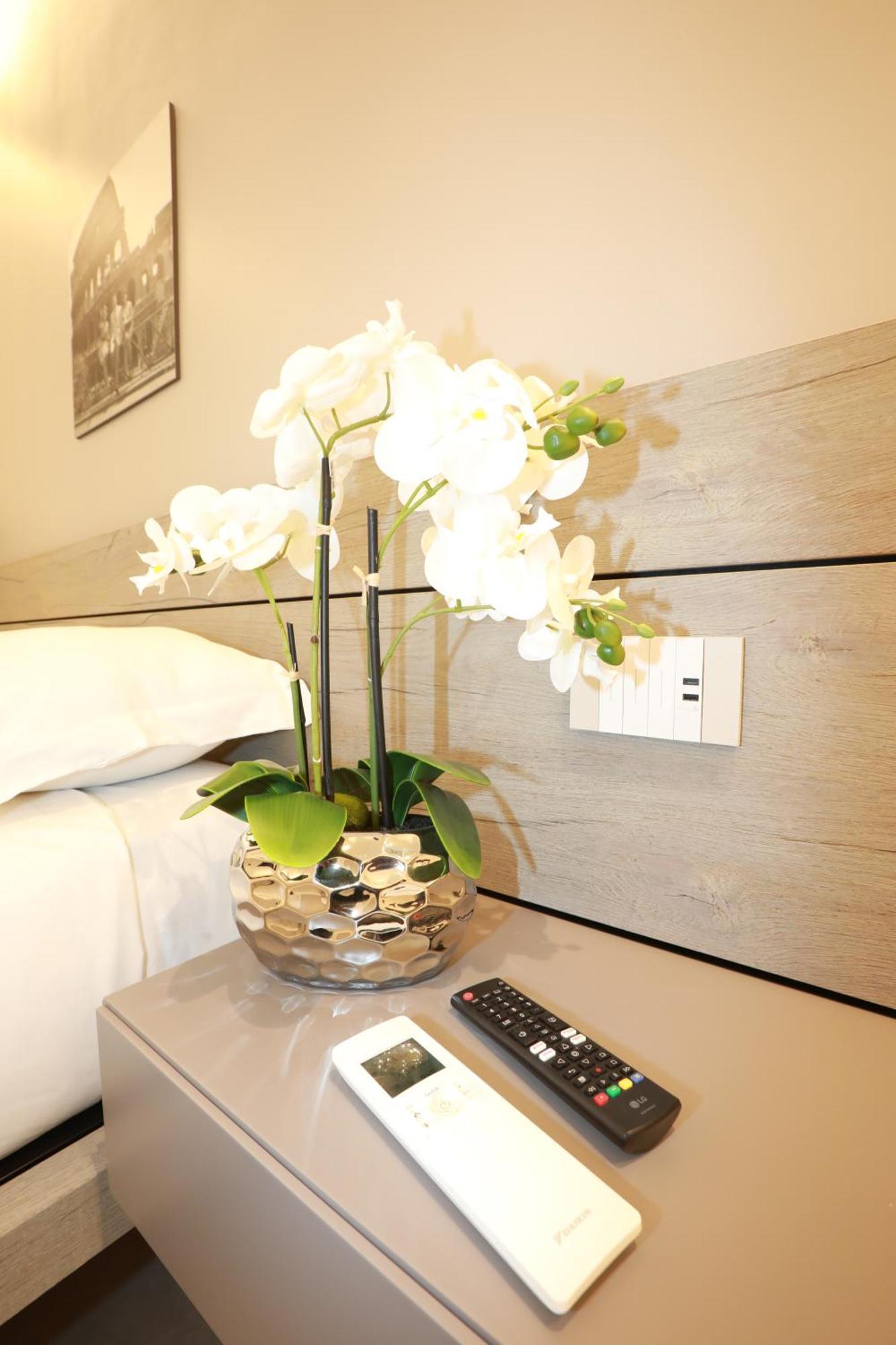 Unique Luxury Stay Rome Exterior photo